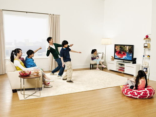 Illustration for article titled The Whole World Looks Silly Playing Kinect